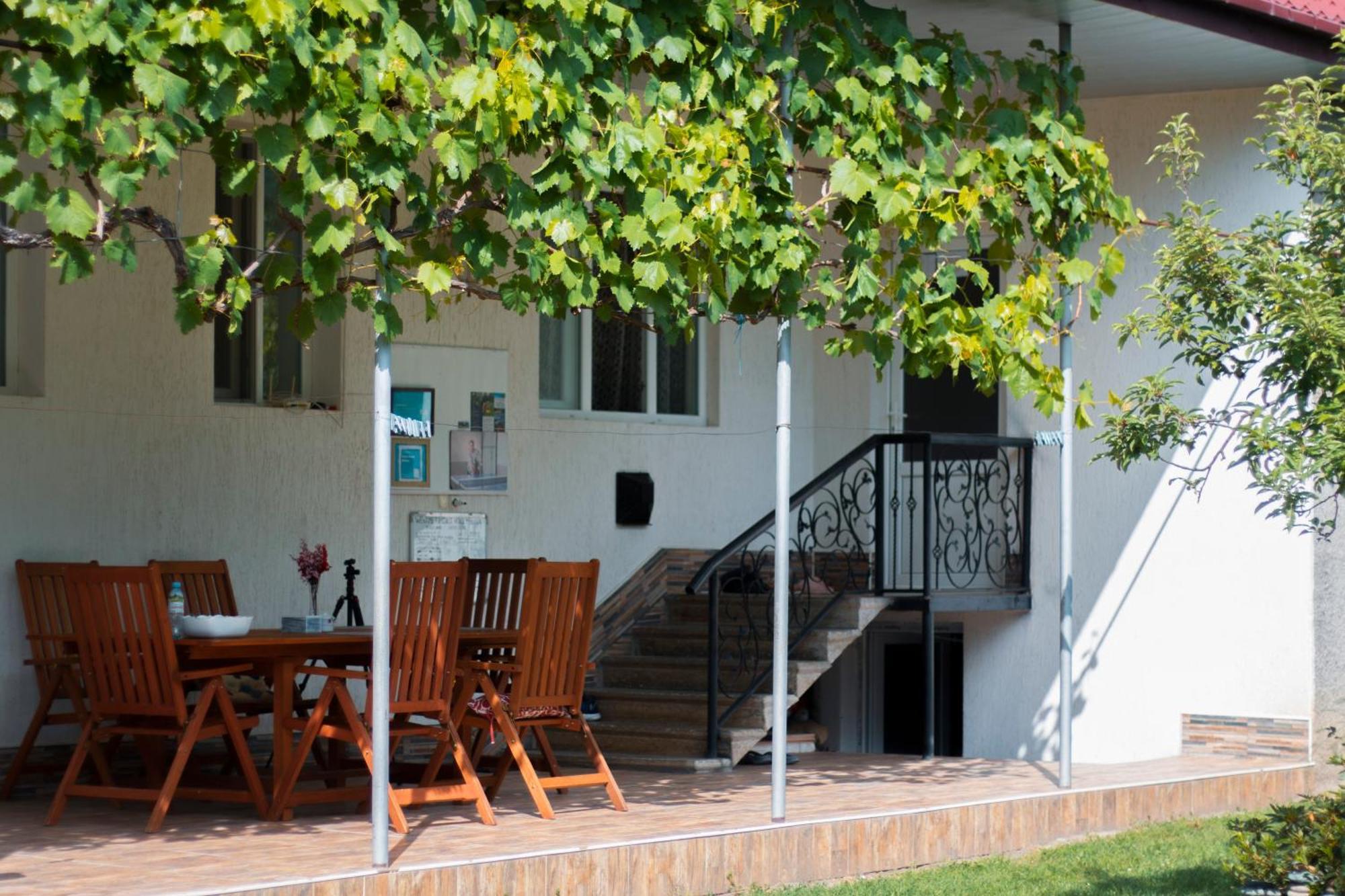 Guest House Melissa Duisi Buitenkant foto
