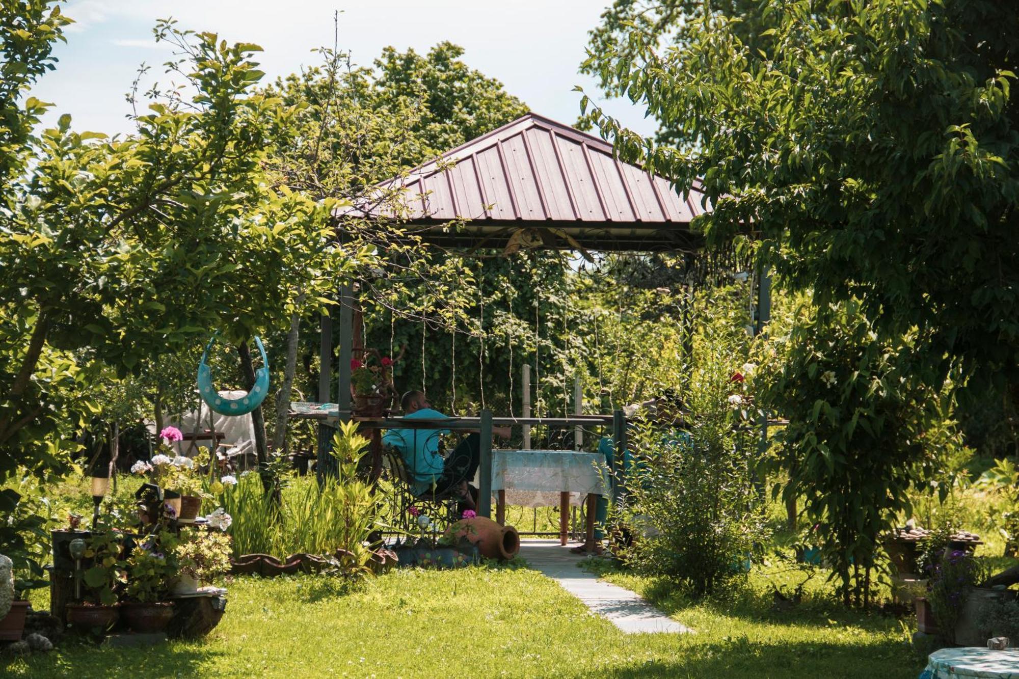 Guest House Melissa Duisi Buitenkant foto